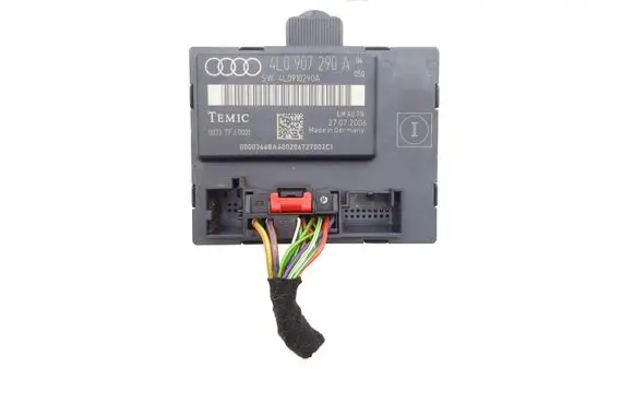 Audi Q7 4L Central body control module 4L0907290A 4L0910290A