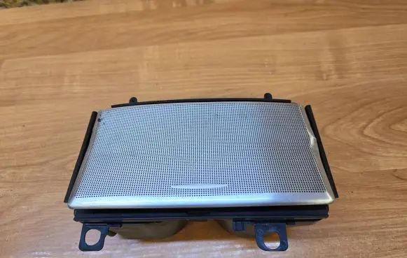 Volvo XC90 Cup holder front 
