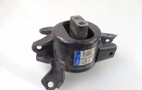 Hyundai i40 Engine mount bracket 21830-3Z400