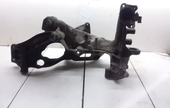 Jeep Compass Engine mounting bracket A6512011309