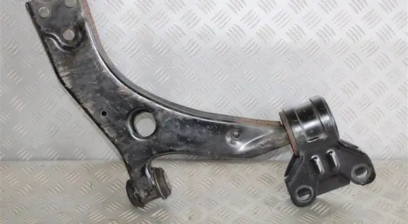 Front lower control arm/wishbone