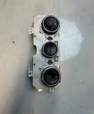Mazda 6 Climate control unit 3212312