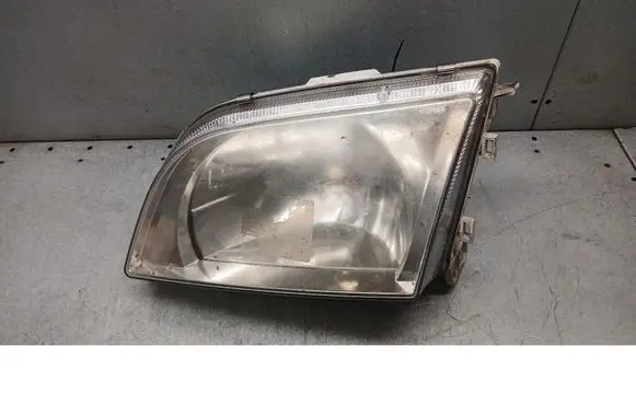 Mitsubishi Space Star Front reflector 