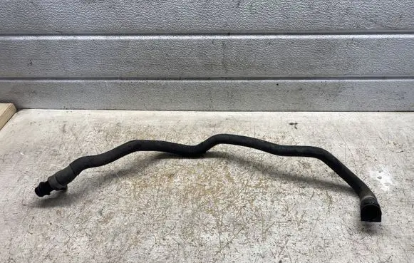 BMW 5 F10 F11 Engine coolant pipe/hose
