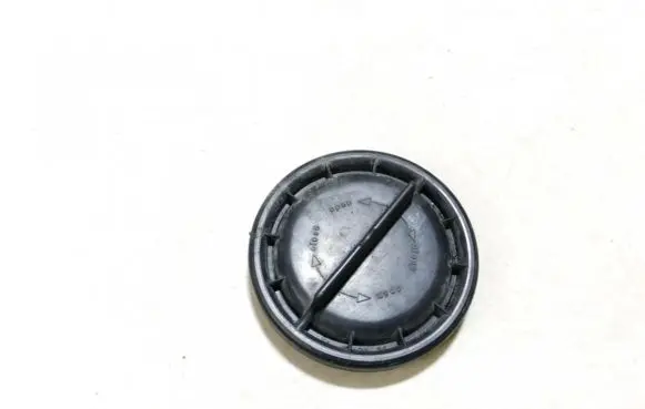 Mercedes-Benz C W203 Headlight/headlamp dust cover 147356400