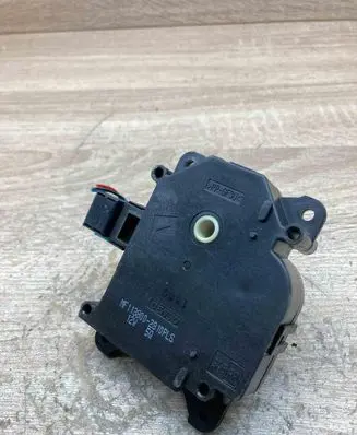 Toyota Avensis T270 Air flap motor/actuator MF1138002810