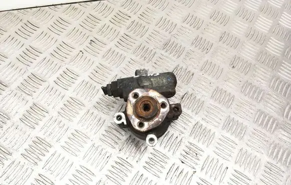 Seat Ibiza II (6k) Power steering pump 030145157D 26056680