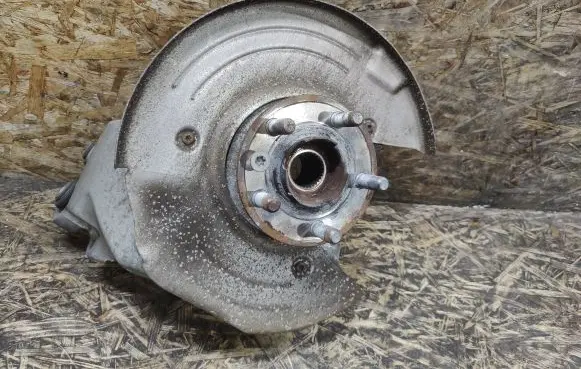Land Rover Range Rover Velar Rear wheel hub spindle/knuckle 