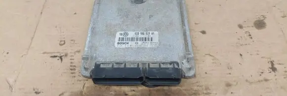 Volkswagen Golf IV Engine control unit/module 038906019AM 28SA4087 0281010091