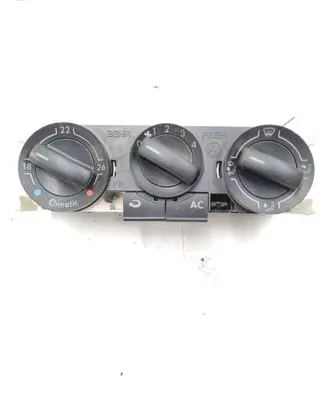 Volkswagen Polo IV 9N3 Climate control unit 6Q0820045G