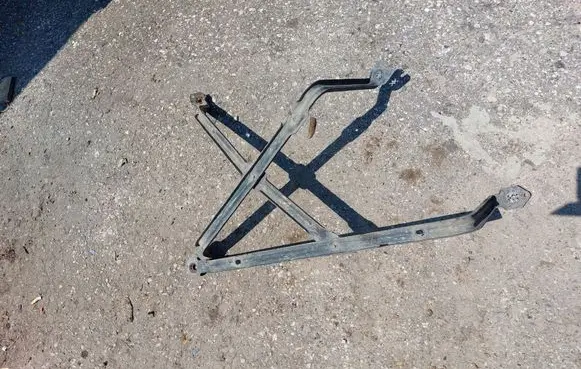 Peugeot Partner Fuel tank mounting bracket BERLINGO-PARTNERII