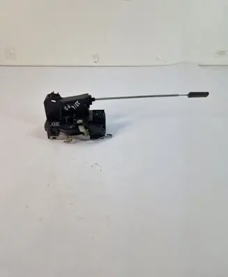 Opel Meriva A Front door lock 13154791