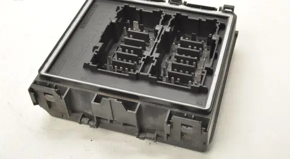 Ford Fiesta Fuse box set H1BT14D068BG