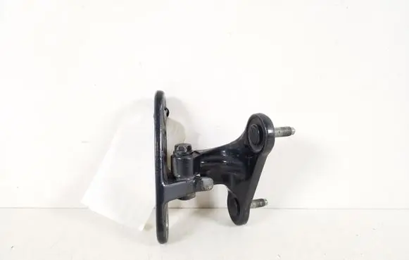 Mercedes-Benz C W204 Front door upper hinge A2047200237