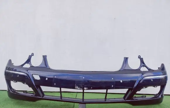 Mercedes-Benz E W211 Front bumper A2118801540