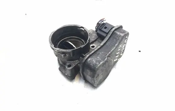 Volkswagen Golf V Throttle valve 03G128063B K1379