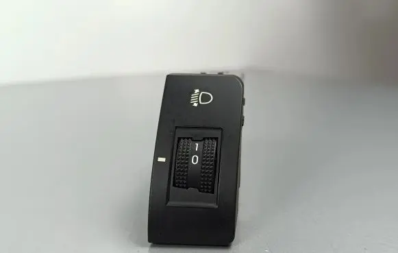 KIA Sorento Headlight level height control switch 202008823