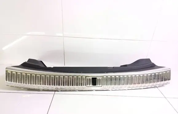 Audi e-tron Trunk/boot sill cover protection 4KE863471