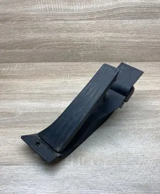 BMW 7 E65 E66 Accelerator throttle pedal 6762482 259160