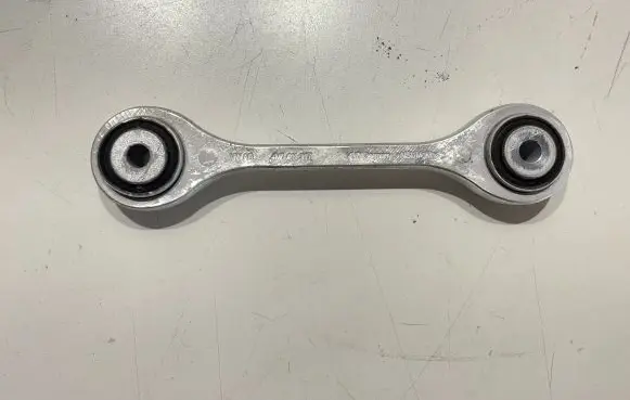 Porsche Macan (95B) Front lower control arm/wishbone 4M0411317