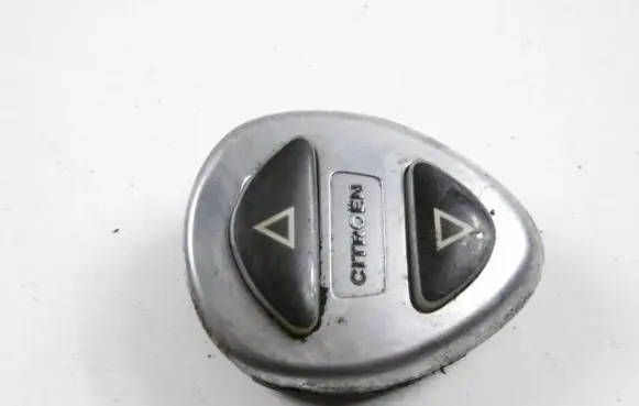 Citroen C5 Suspension ride height/mode switch 9627701677