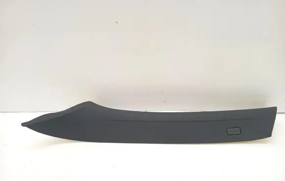 BMW 7 E65 E66 (A) pillar trim 8223665