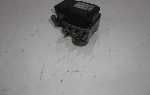 Volkswagen PASSAT B7 ABS Pump 3AA614109N