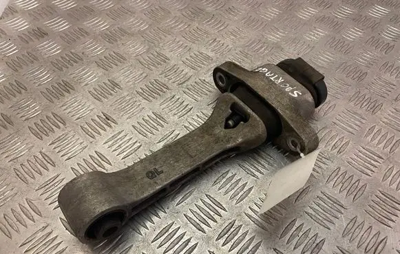 KIA Sportage Engine mount bracket