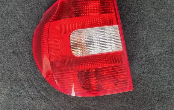 Skoda Yeti (5L) Rear/tail lights 5L0945111
