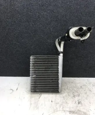 Mercedes-Benz Sprinter W901 W902 W903 W904 Heater blower radiator 662868