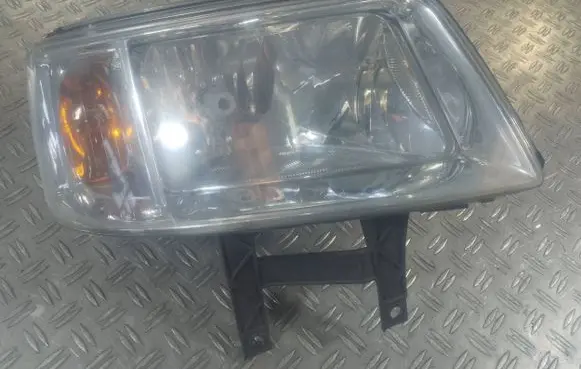 Volkswagen Multivan T5 Headlight/headlamp 7H1941016S 0301191302 13661367