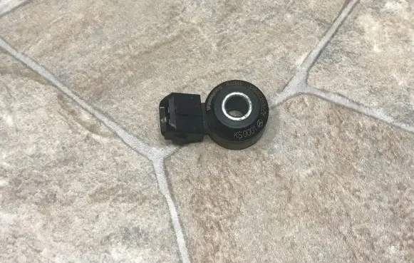 Detonation knock sensor