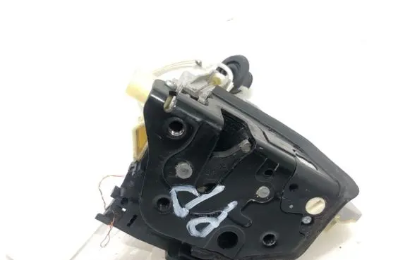 Audi Q7 4L Front door lock 3C1837016A