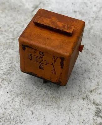 BMW 3 E46 Other relay 1378238