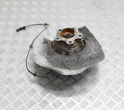 BMW X3 G01 Rear wheel hub 11577210