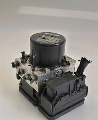 Ford Focus ABS Pump 10096101403 6117220046C 10061936801
