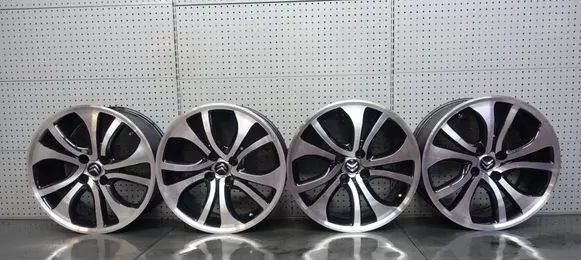 Citroen C4 II R19 alloy rim 9670058877