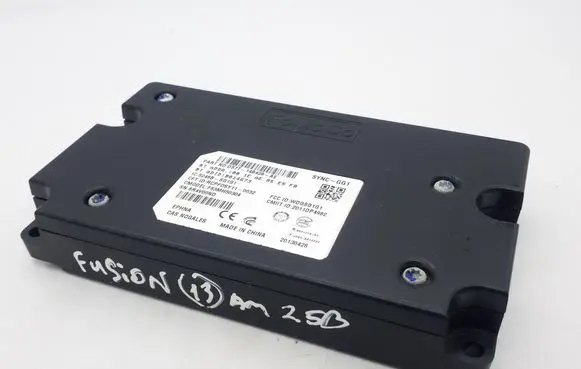 Ford Fusion II Head unit multimedia control DS7T14B428AE 6R4V00ND 20130426