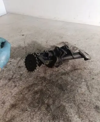 Renault Espace IV Oil pump 7700600252