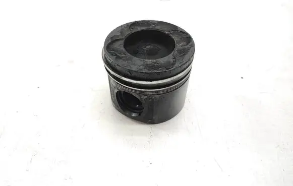 BMW X3 E83 Piston 0840C