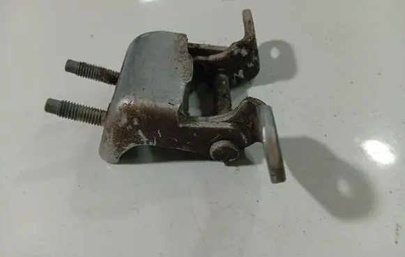 Honda Accord Rear door lower hinge