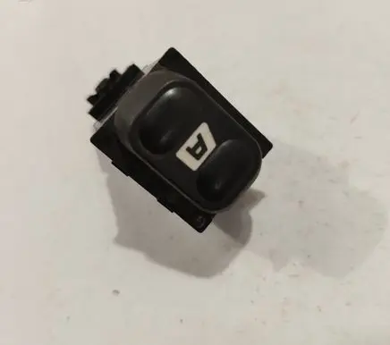 Peugeot 607 Electric window control switch M5235