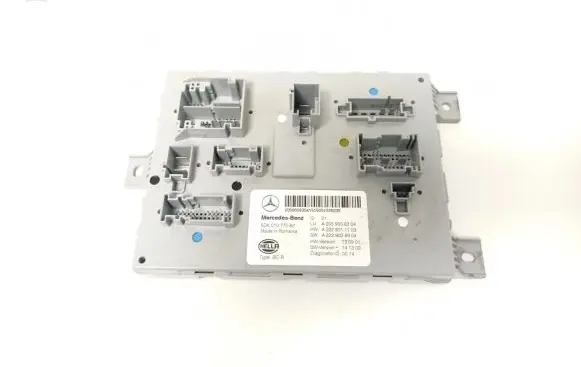 Mercedes-Benz C W205 SAM control unit A2059008304