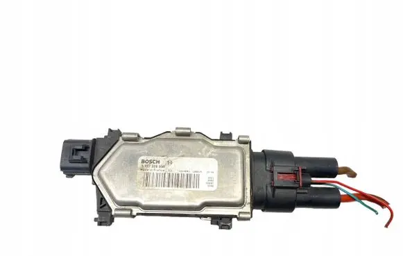 Mercedes-Benz B W246 W242 Coolant fan relay 1137328656W246MODU
