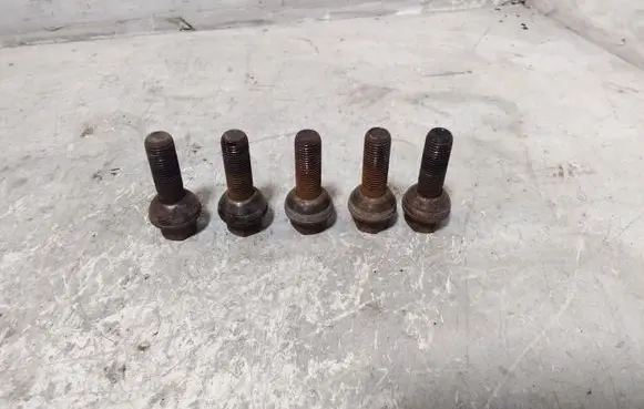 Ford Galaxy Nuts/bolts 