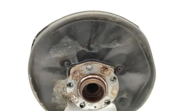 Rear wheel hub spindle/knuckle