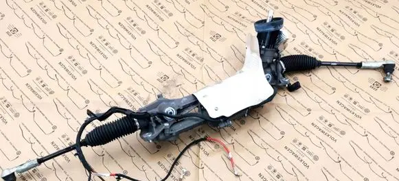 Volkswagen Tiguan Steering rack 5QC423051K