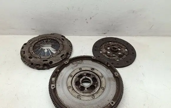 Audi A3 S3 8P Clutch set kit 03g1410310
