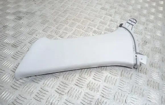 Mazda CX-7 (D)pillar trim (top) EG2168251