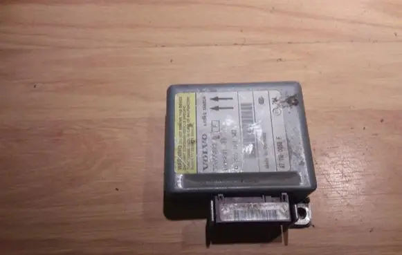 Volvo S40, V40 Airbag control unit/module 30855882B 0285001147